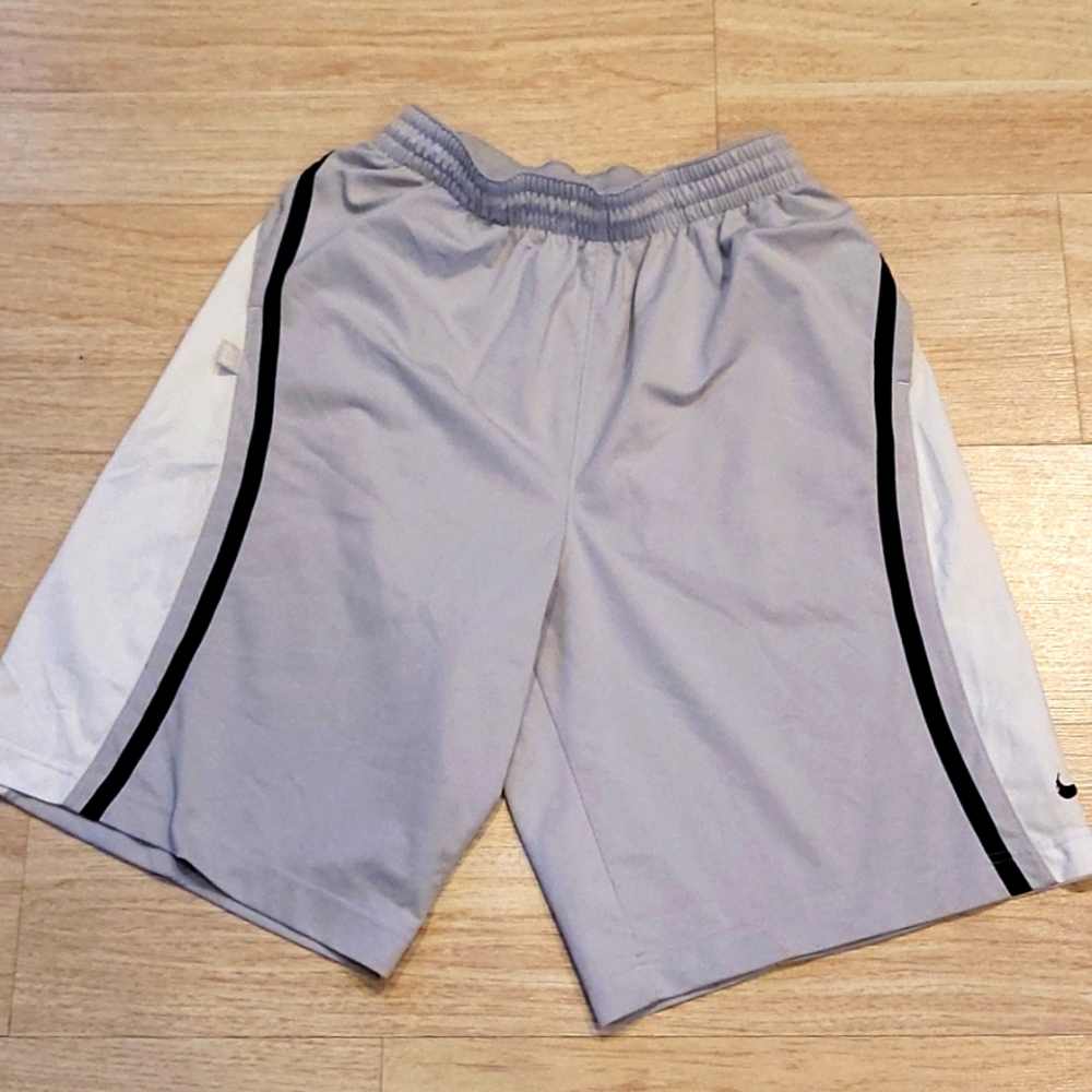NIKE DRI-FIT SHORTS